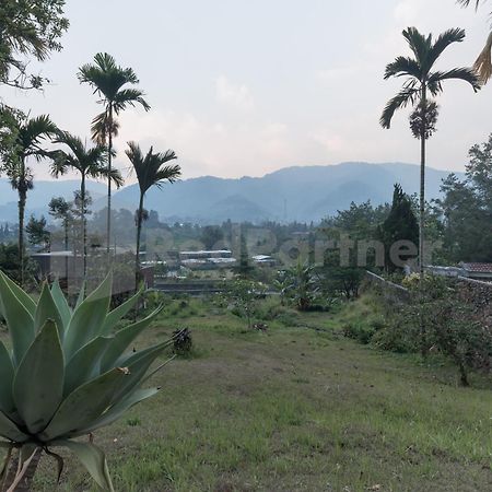 Bens Homestay Mitra Reddoorz โบกอร์ ภายนอก รูปภาพ