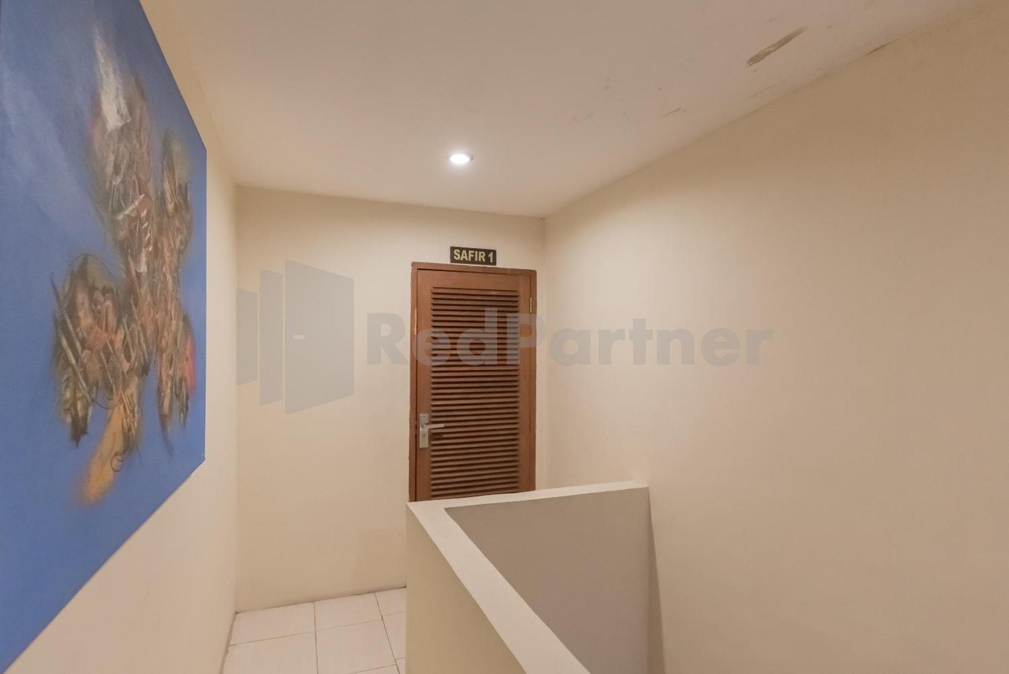 Bens Homestay Mitra Reddoorz โบกอร์ ภายนอก รูปภาพ